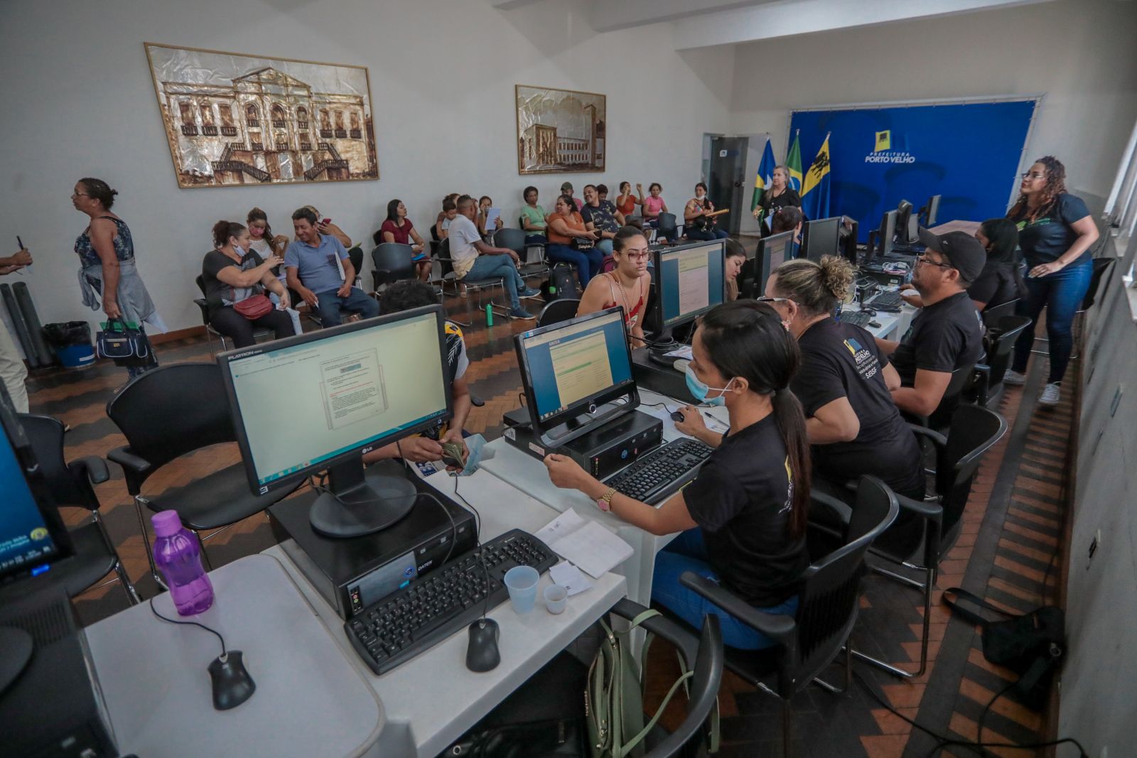 Candidatos devem apresentar a documentação pessoal sem rasuras