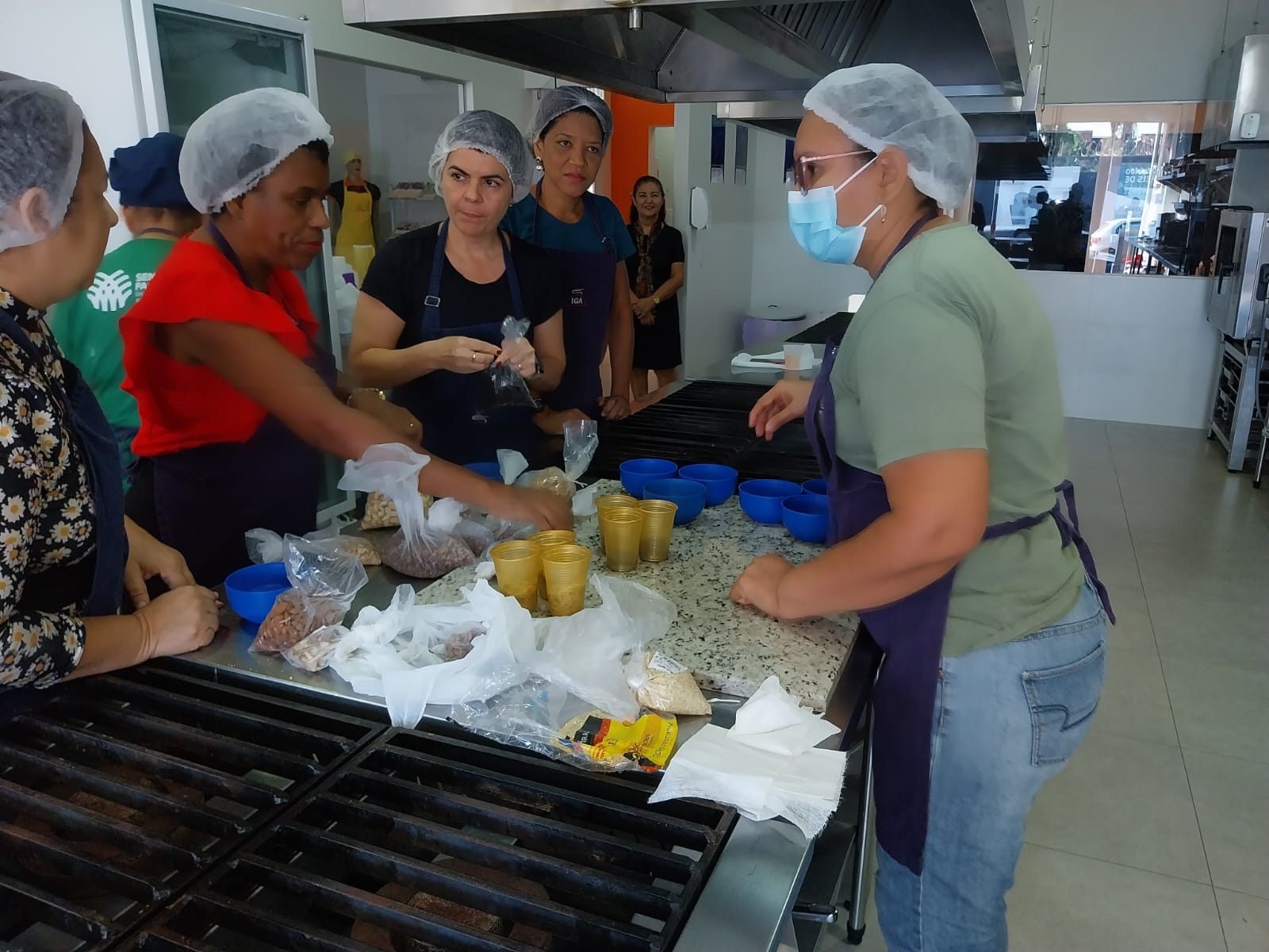 Participantes aprenderam técnicas e conhecimentos fundamentais para produzir chocolates