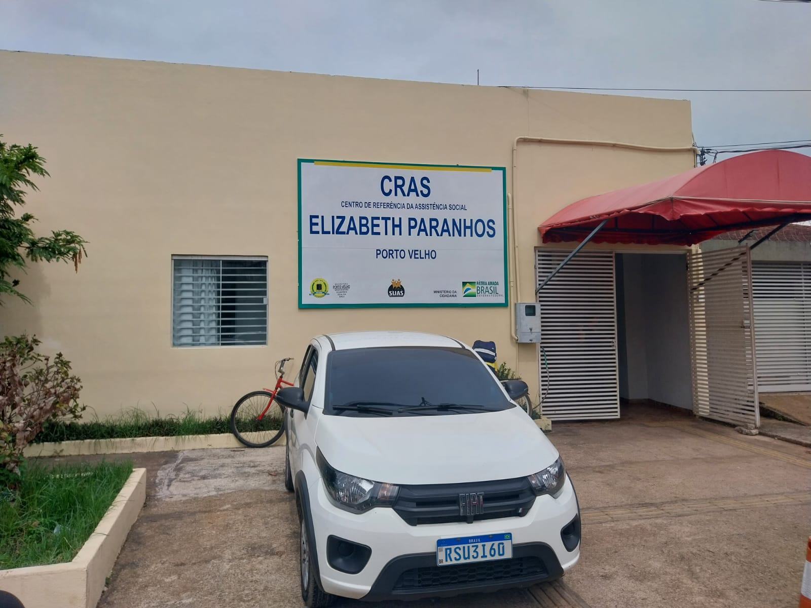Solicitação é feita de forma presencial, portando a documentação exigida