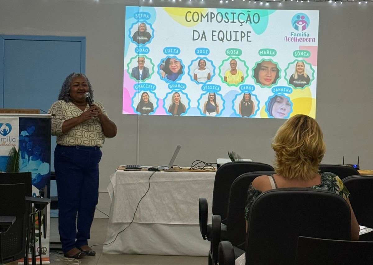 Capacitação para famílias acolhedoras é uma tarefa inerente ao serviço