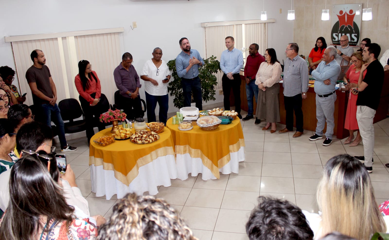 Servidores também se juntaram ao encontro