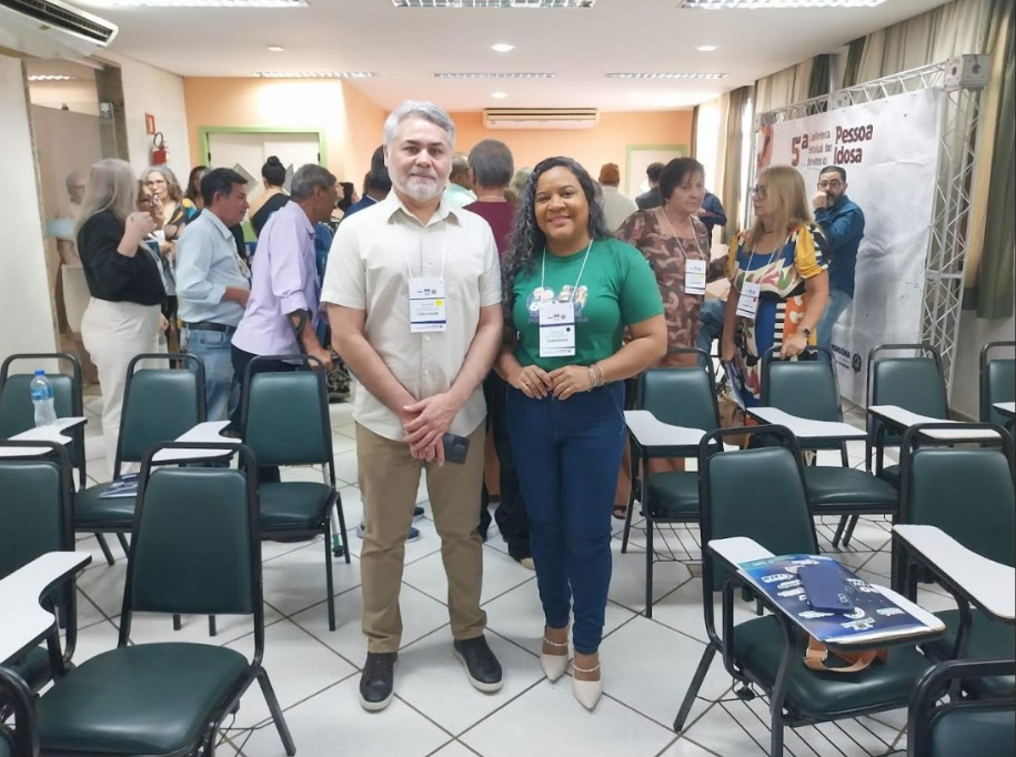 Pedro do Carmo e Denise Oliveira